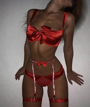 Анкета проститутки Елизавета - Фото 1, Иланский, 25 лет, №7006